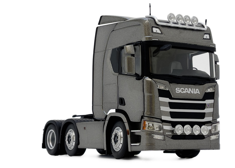model Scania R500 6x2 šedá