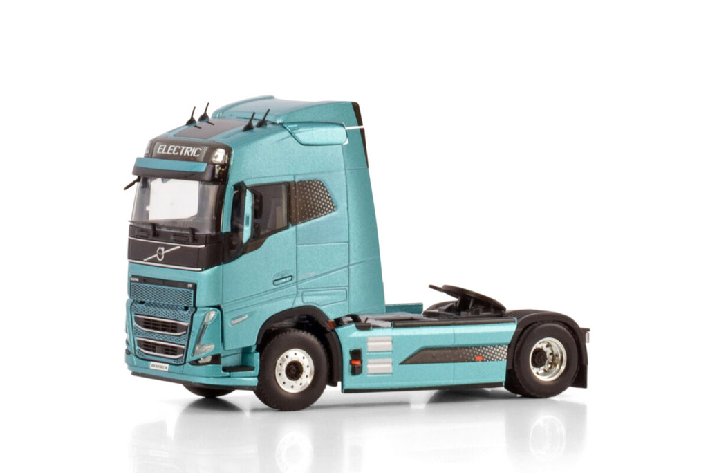premium-line-volvo-fh5-globetrotter-ele