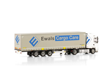 ewals-cargo-care-daf-xg-4x2-curtainsid (1)