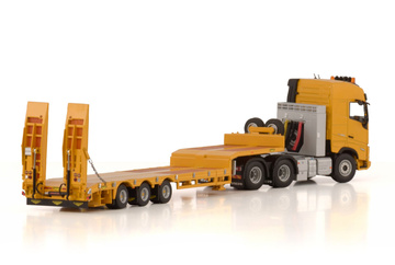 premium-line-volvo-fh5-globetrotter-6x2 (2)