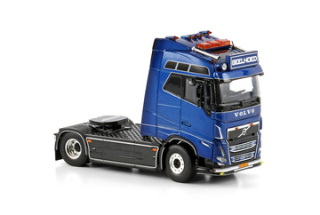 geelhoed-volvo-fh5-globetrotter-4x2 (3)