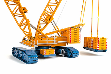 demag-13 (1)
