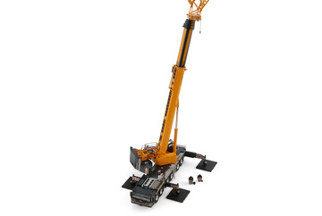 premium-line-liebherr-ltm-1300-6-4-ji (5)
