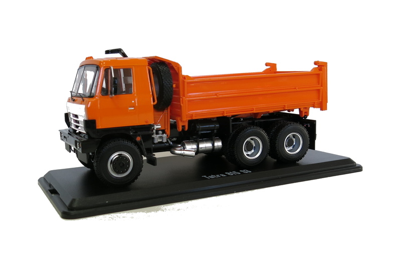 model TATRA 815 S3 oranžová